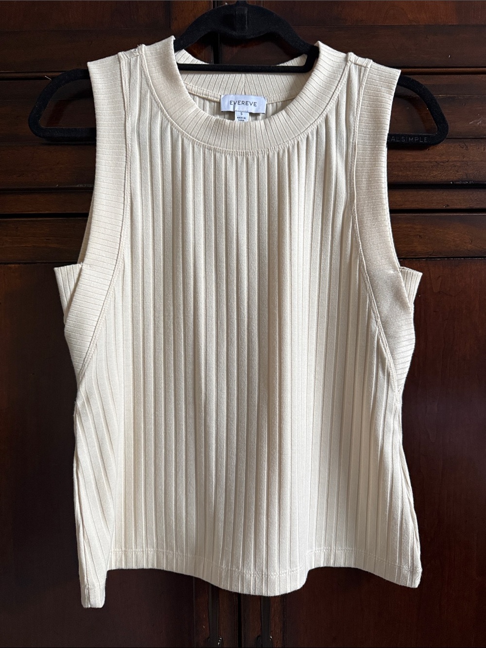 Evereve Ivory Ribbed Sleeveless Knit Tank